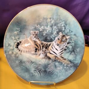 Siberian Tiger TC Chiu Knowles Collector Plate 1991
