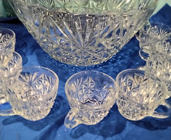 Crystal Cut Glass Punch Bowl Set 12 Cups Starburst Pattern