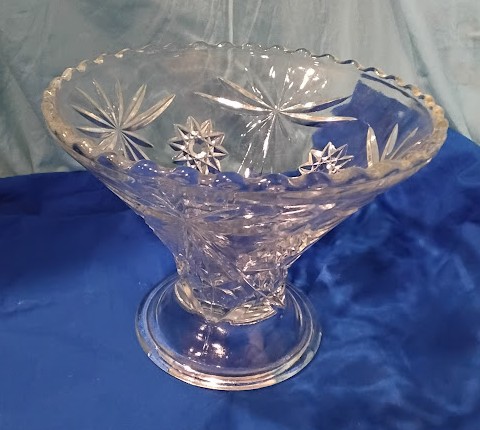 Crystal Cut Glass Pedestal Compote Starburst Pattern Footed