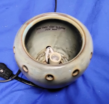 Vintage Scentsy Wax Warmer Cream Purple Banded Plug-In