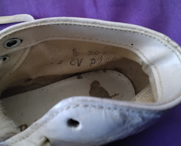 Poll Parrot Vintage Baby Shoes White Leather Size 2.5