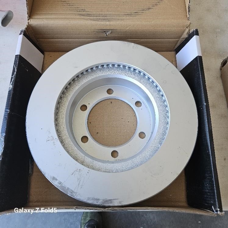 QuietCast Premium Disc Brake Rotor – Compatible With Select Toyota 4Runner FJ Cruiser Tacoma; FRONT – Single