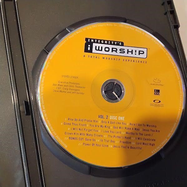 iWorship Vol 2 A Total Worship Experience 2CD Set